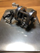 ABU Ambassadeur 5500C (Graphite Gray)