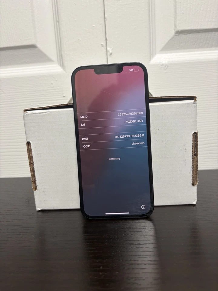 Apple iPhone 13 Unlocked, 128GB - Image 2 of 3