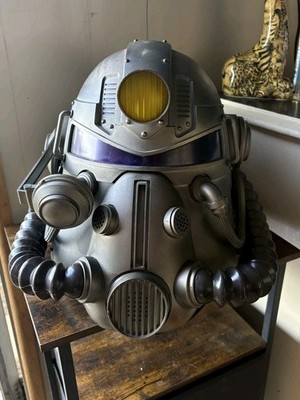 Bethesda Fallout 76 T-51b Power Armor Helmet Collector's Edition