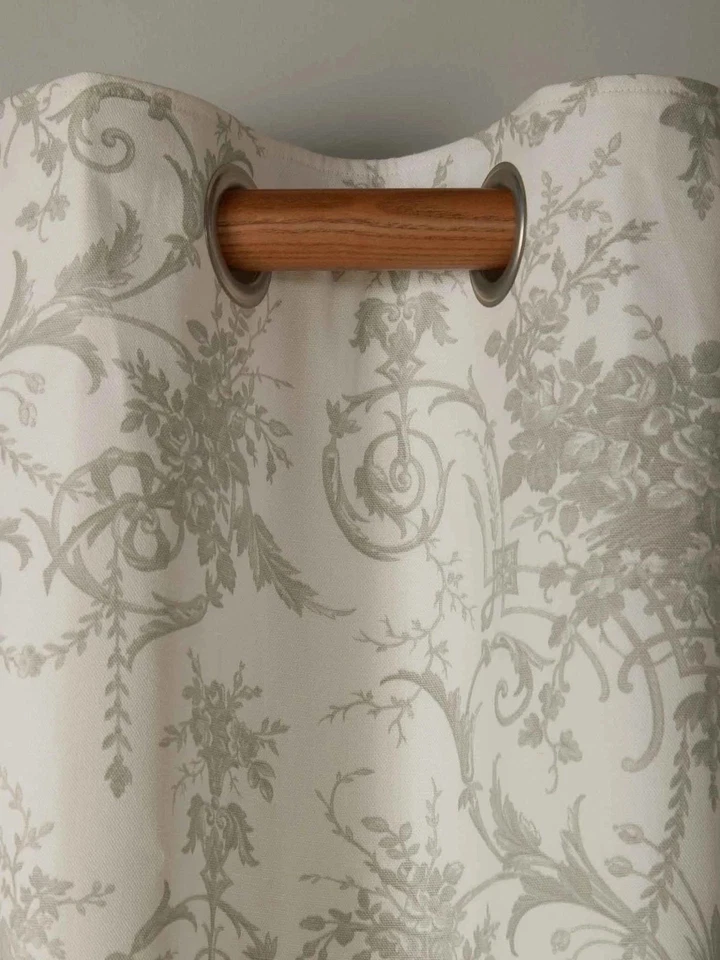 Laura Ashley DOVE GREY Tuileries BLACKOUT Lined Eyelet Curtains W168 Drop182cm - Image 3 of 3