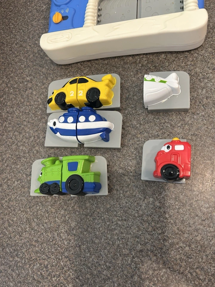 Leap Frog Fridge Wash N Go Magnetic Vehicle W/ Magnetic Alphabet Letters Tested - Image 2 of 4