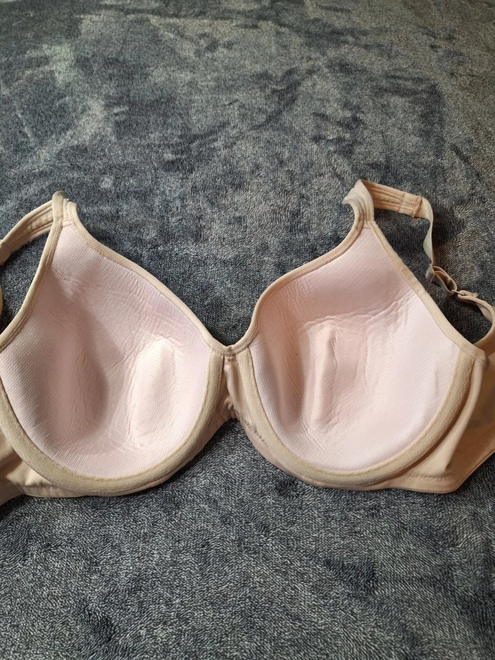 Bali Underwire Tshirt Bra 40B Beige Neutral Lined - Image 4 of 4
