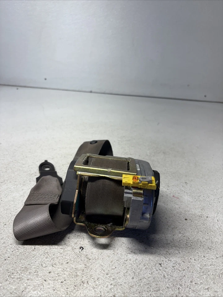 03-06 Cinturón de seguridad delantero izquierdo lado conductor mercedes w211 e500 e55 cls500 negro fabricante de equipos originales Foto 2 de 4