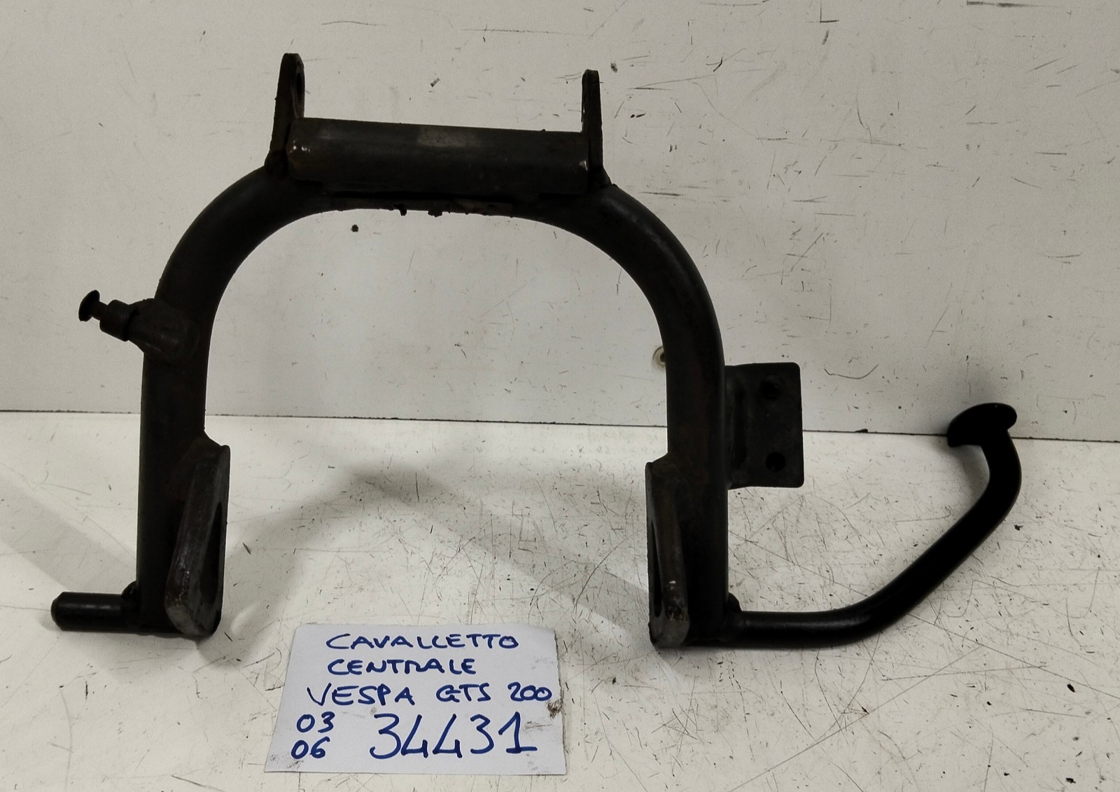 CAVALLETTO CENTRALE PIAGGIO VESPA GTS 200  2003 2004 2005 2006 VEDI📷