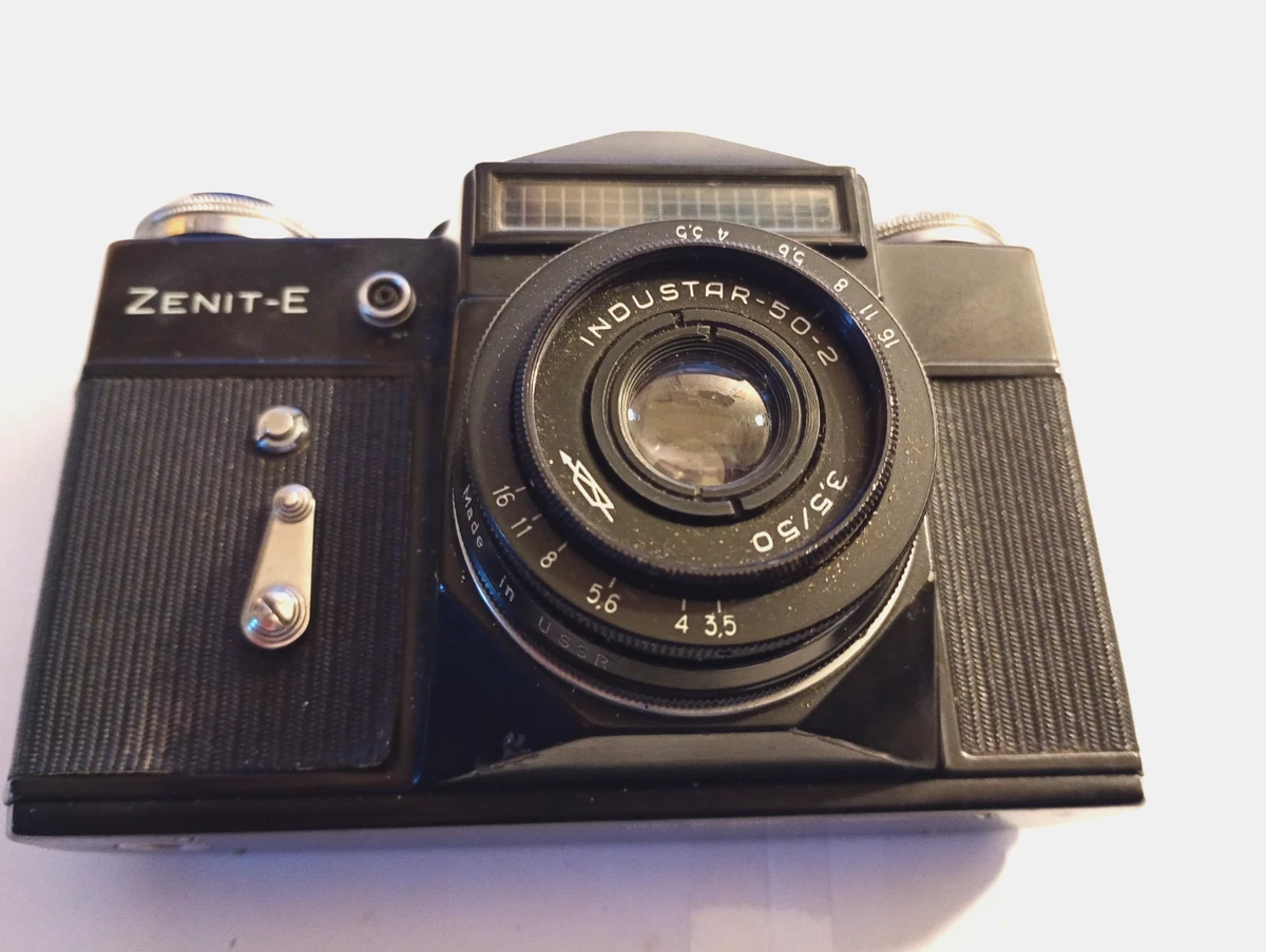 Appareil Photo Argentique Zenit E - Reflex Mono-objectif Argenté - Occasion