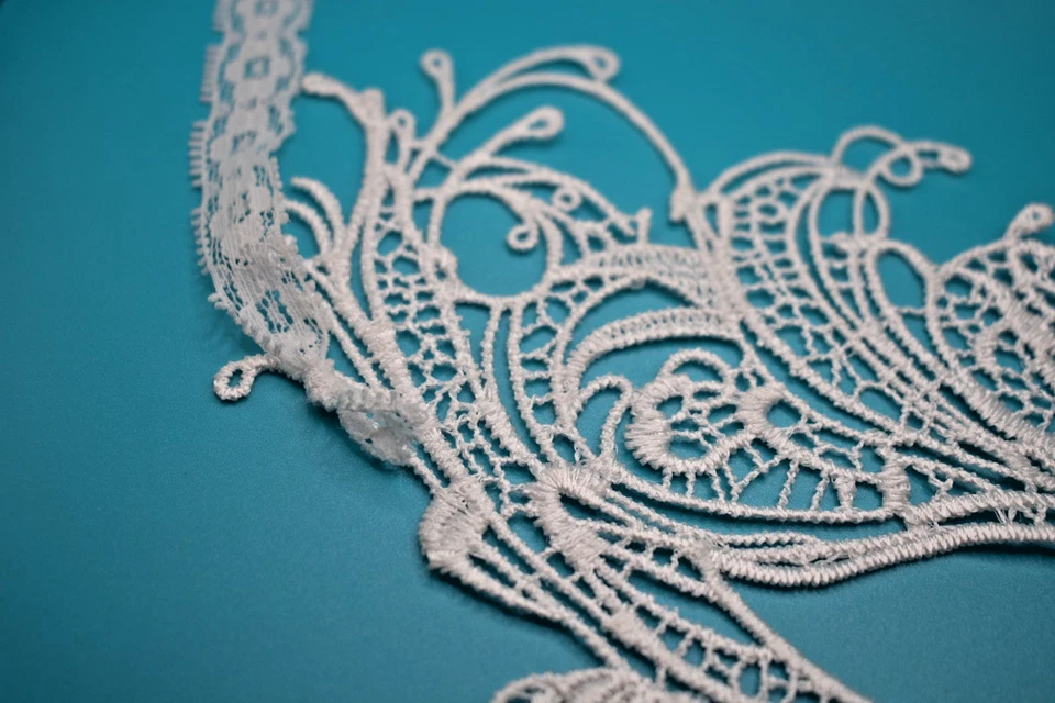 Máscara de Encaje Blanco Veneciana Elegante Disfraz de Novia Máscara de Ojos de Bola 552 Foto 3 de 4