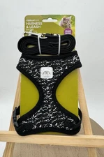 **NEW** VIBRANT LIFE Harness & Leash For Cats, Outdoor Training Fits 5-10 Lbs 