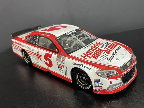 Kasey Kahne #5 Autographed Hendrick Darlington 2015 Chevy 1/24 NASCAR Die-Cast - Picture 3 of 13