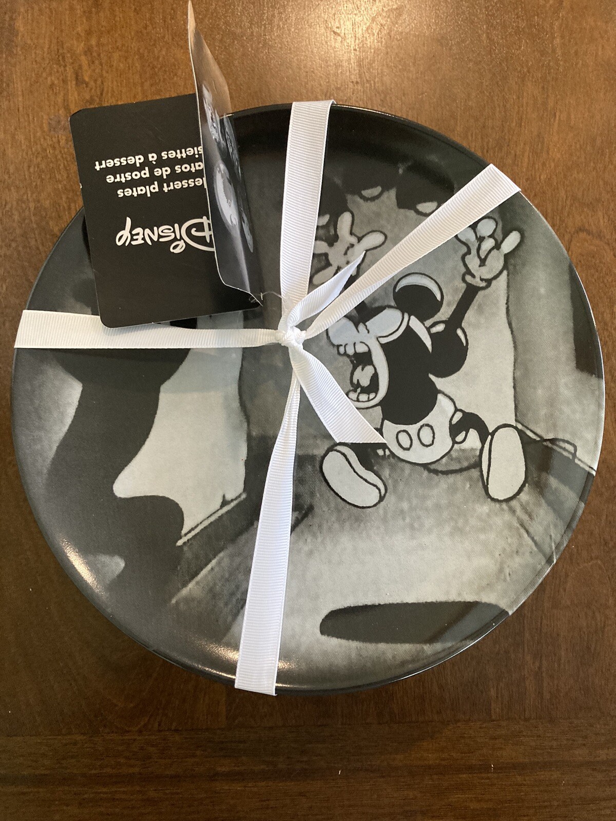 Disney Parks The Skeleton Dance and The Haunted House Plate Set 4 piece New Rare