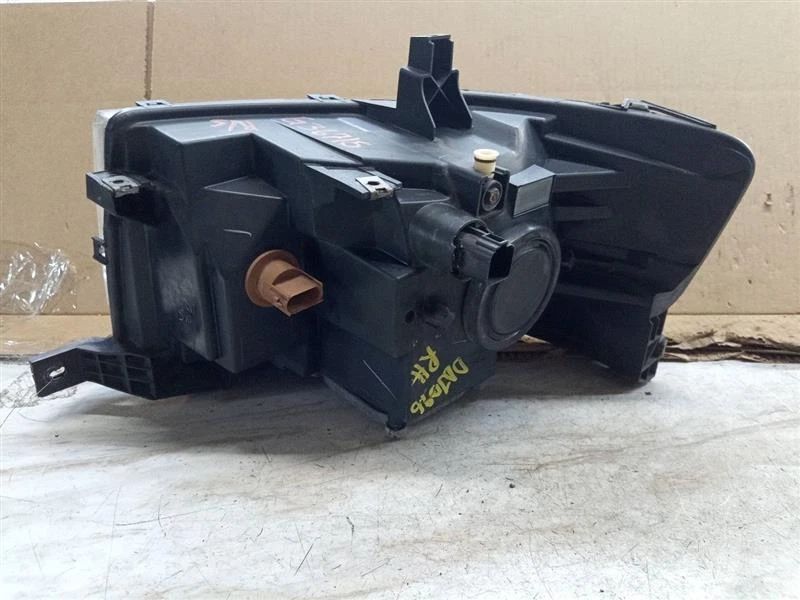 Used Right Headlight Assembly fits: 2009 Ford Flex xenon HID Right Grade A Foto 2 de 4