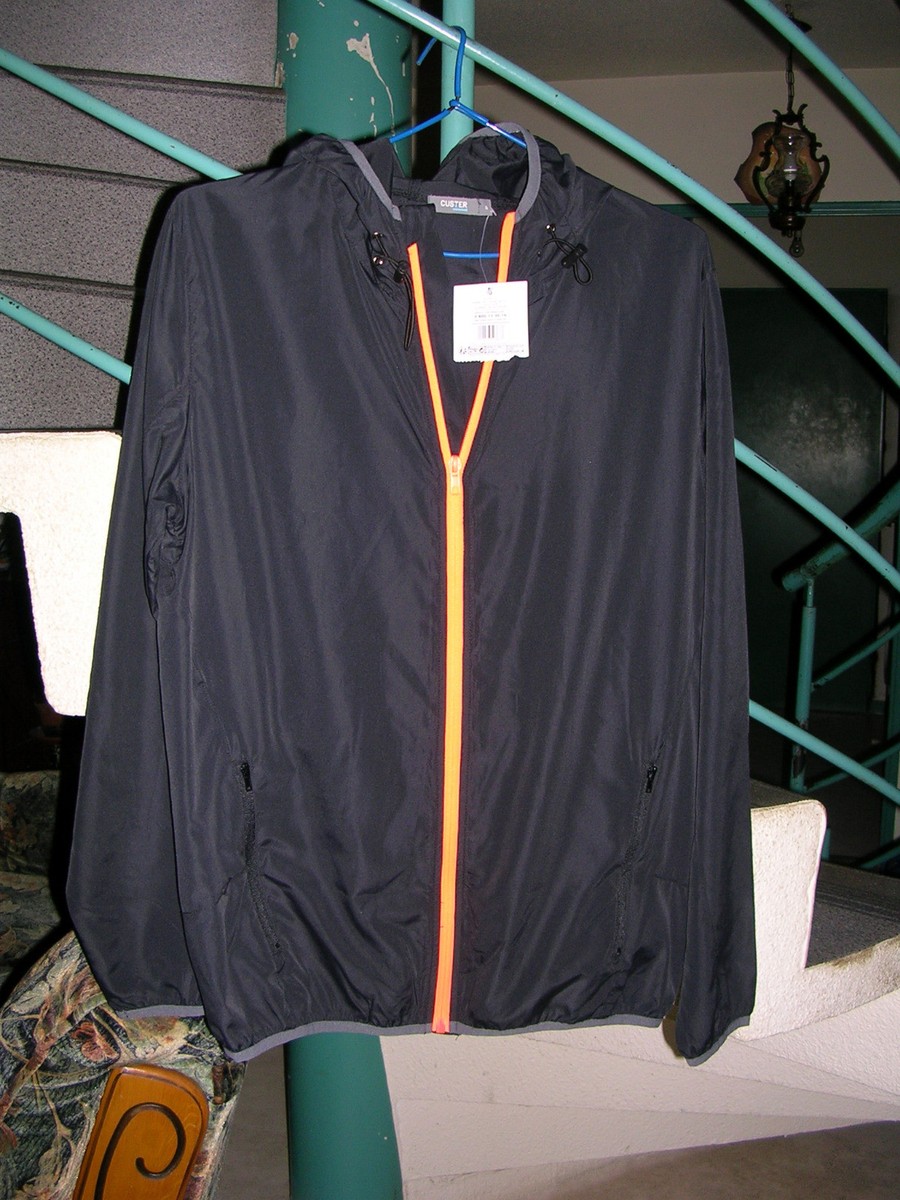 veste noir Taille M Marque Custer Homme neuf avec étiquette