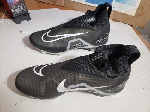 New Nike Alpha Menace Elite 3 Football Size 12 / CT6648 001 Black Hidden laces - Picture 4 of 10