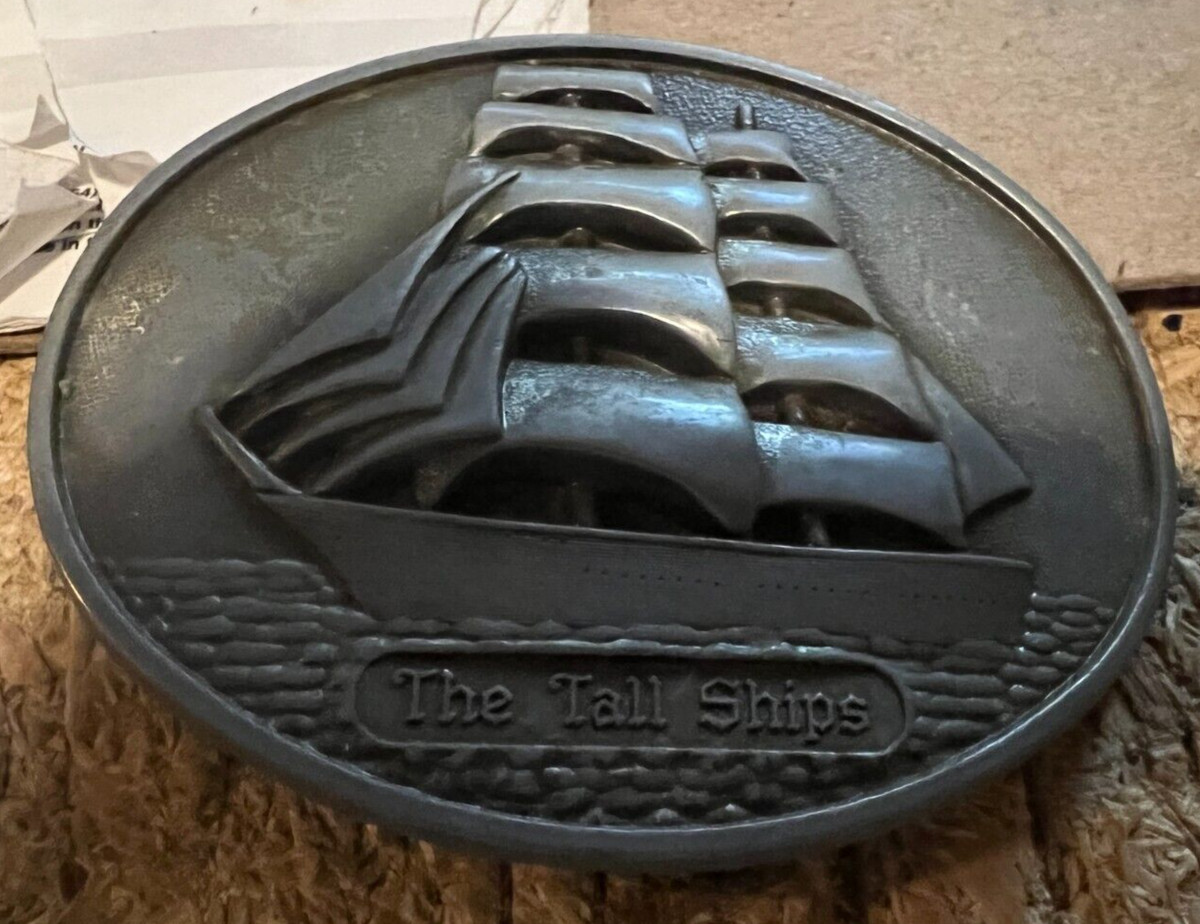 VINTAGE BELT BUCKLE-----THE TALL SHIPS