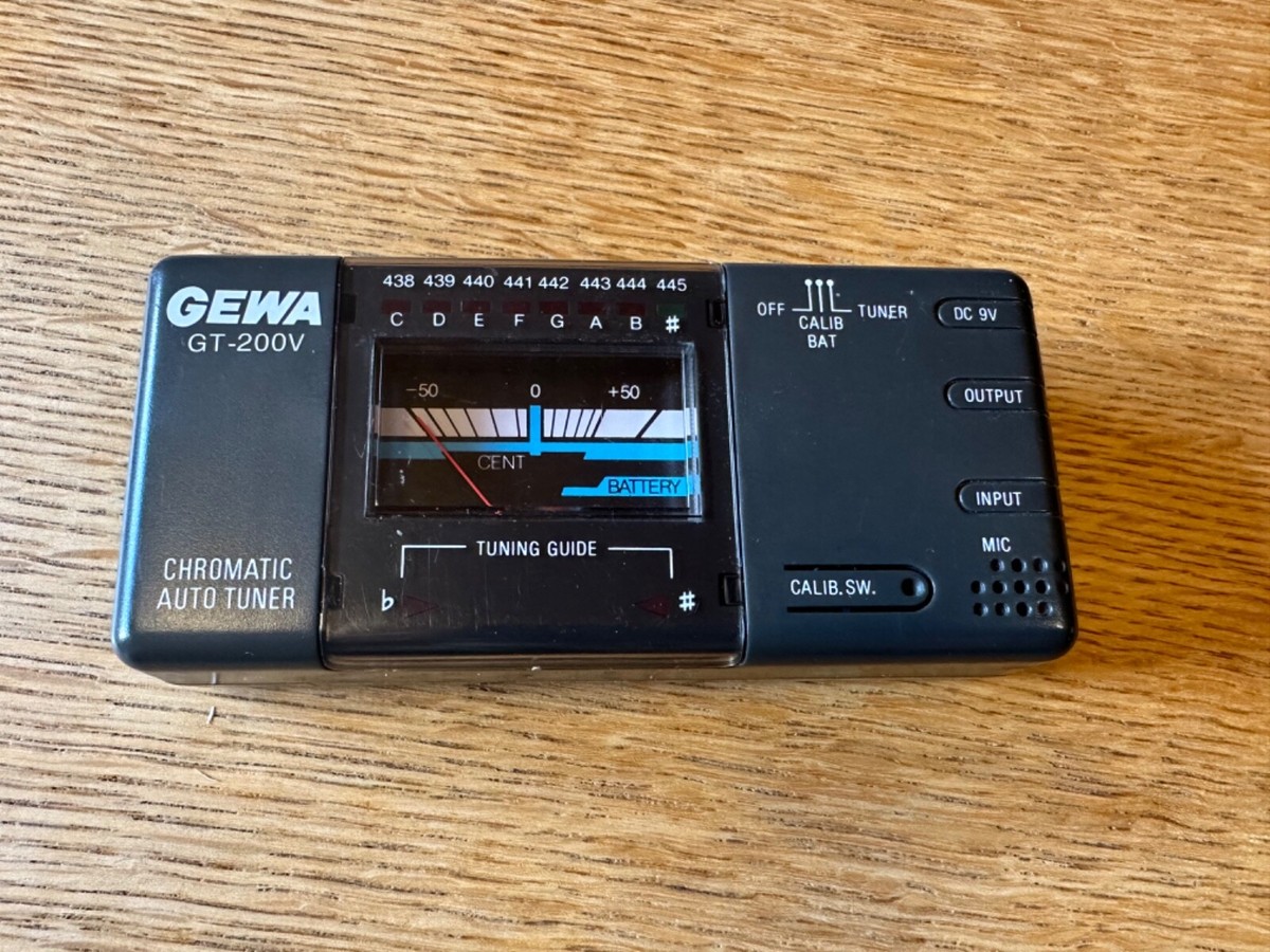 GEWA GT-200V DIGITAL AUTO GUITAR CHROMATIC AUTO TUNER | eBay