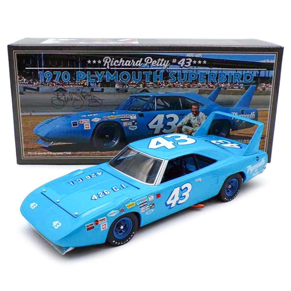 Richard Petty Plymouth Superbird 1:24 Standard 1970 Diecast