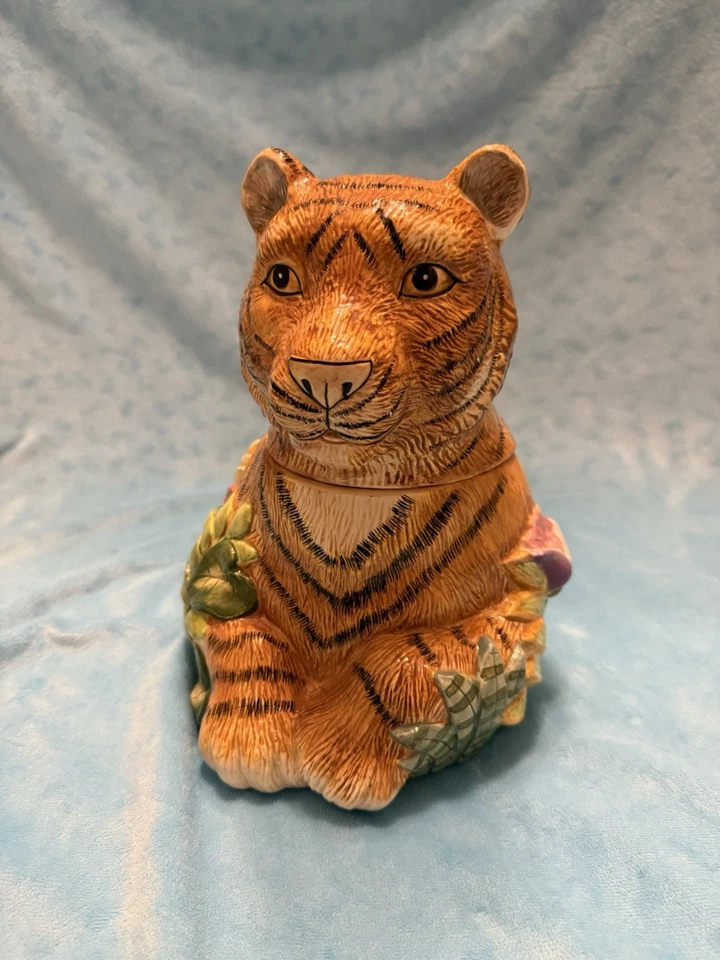 Tarro de galletas de tigre de colección Sakura Stephine Stouffer delicadamente pintado a mano cerámica 10" Foto 2 de 4