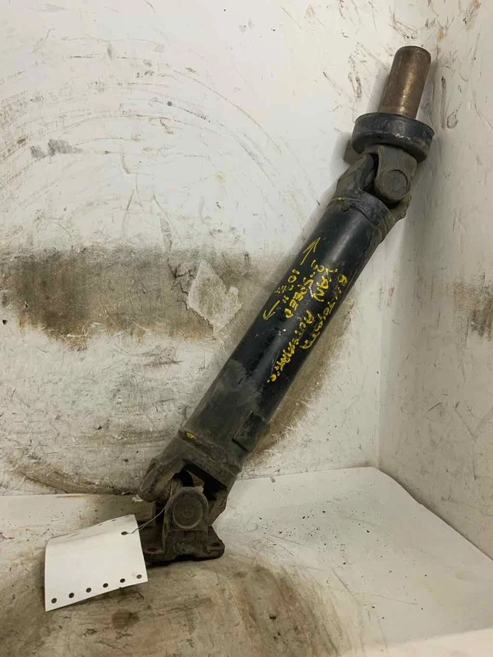 1984-1990 Toyota Van Rear Drive Shaft 371102815010.75 W-W Auto Trans 431-58241 - Image 2 of 4