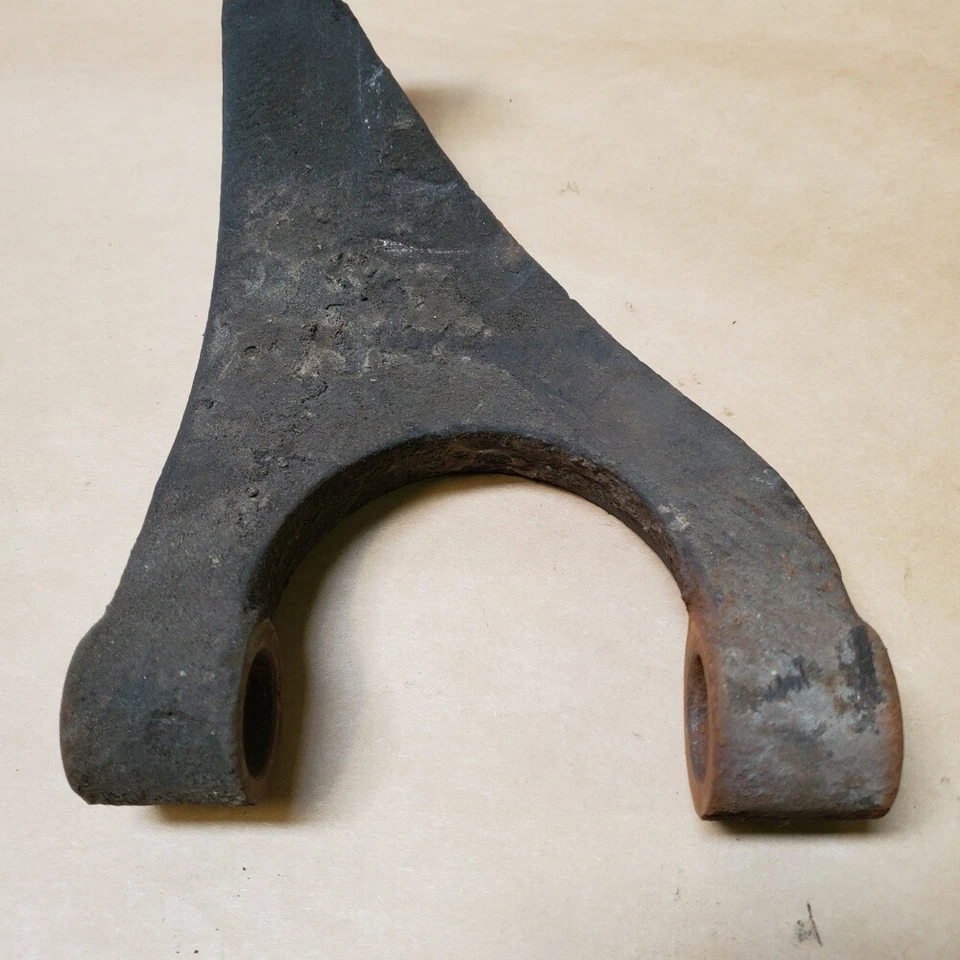 Suspensión trasera inferior izquierda Triumph GT6 original horquilla OEM Foto 4 de 4