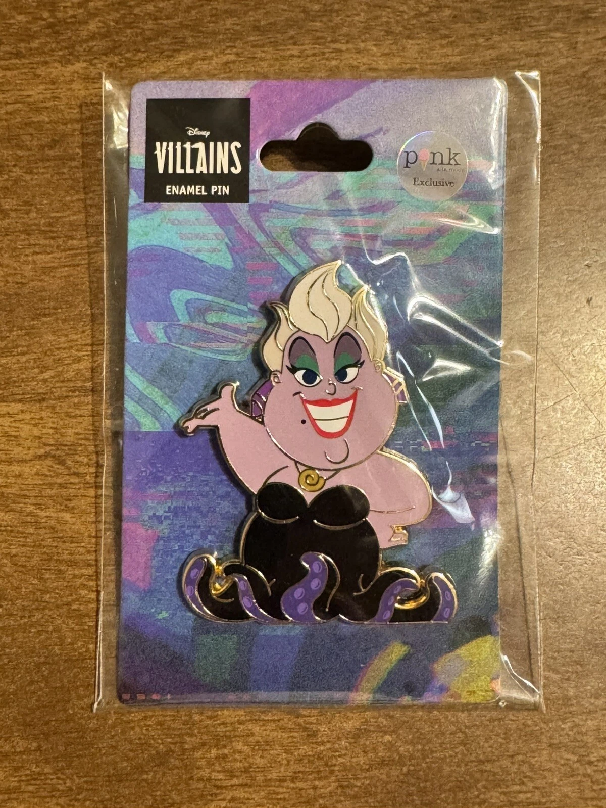 URSULA HAND ON HIP PIN - Disney Little Mermaid PALM Happiest Collection On Earth