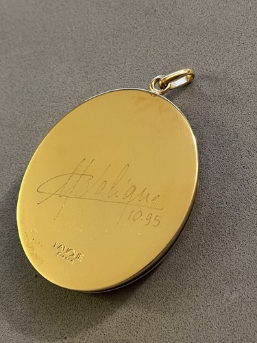 Raro colgante de cristal camafeo Clemence firmado a mano por Marie-Claude LALIQUE NUEVO EN CAJA 1995 - Imagen 5 de 6
