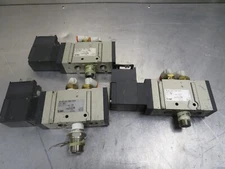 SMC VFS2120-5DZ-02T Valve dC21-26DC Lot of 3!