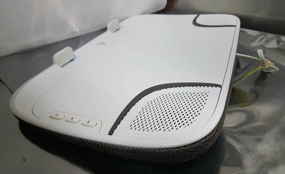 Logitech Speaker Lapdesk N550 USB 2.0 884-000023 Supports up to 14.1" Notebooks - Image 3 of 4