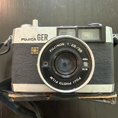 Vintage Fujica GER 35mm Rangefinder Film Camera Japan Untested SN