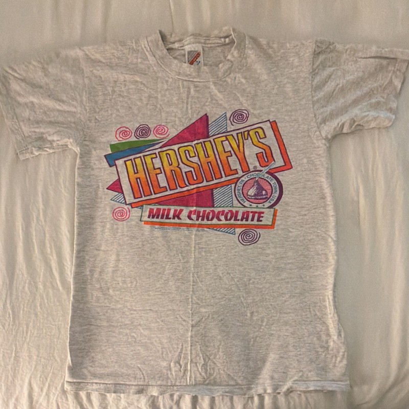 Hershey's Vintage 90s Gray Graphic Logo Crew Neck Short Sleeve T-Shirt S