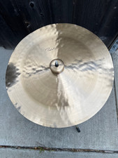 Paiste Signature Traditionals 18 inch Med. Light. China