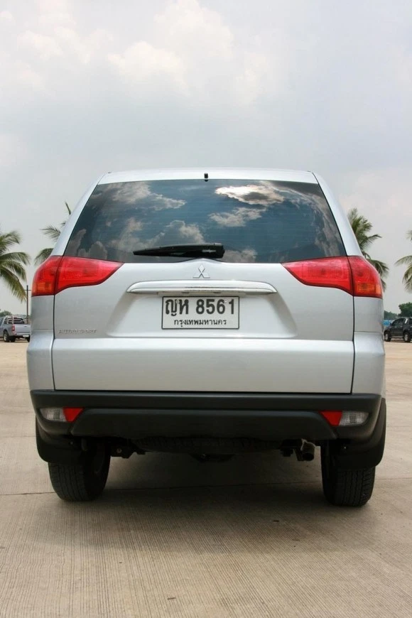 Carbon Tail Light Lamp Back Cover Fits Mitsubishi Pajero Montero Sport 2010-14 - Image 4 of 4