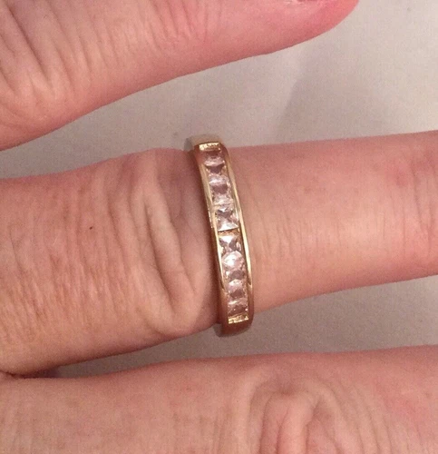 Vintage Jewelry Gold Band Ring with White Diamonds Antique Deco Jewelry size 8