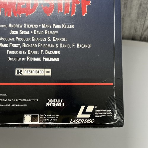 Scared Stiff Laserdisc LD Horror Film Scary New Sealed - Afbeelding 20 van 24