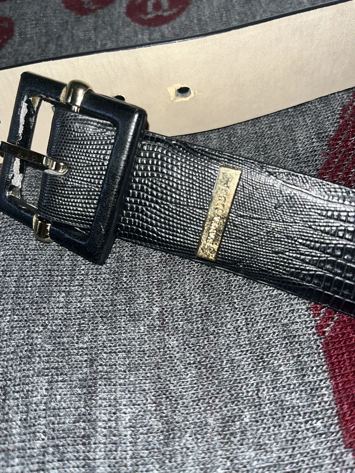 Cinto preto Ivanka Trump Style # 131092 tamanho M - Imagem 4 de 4
