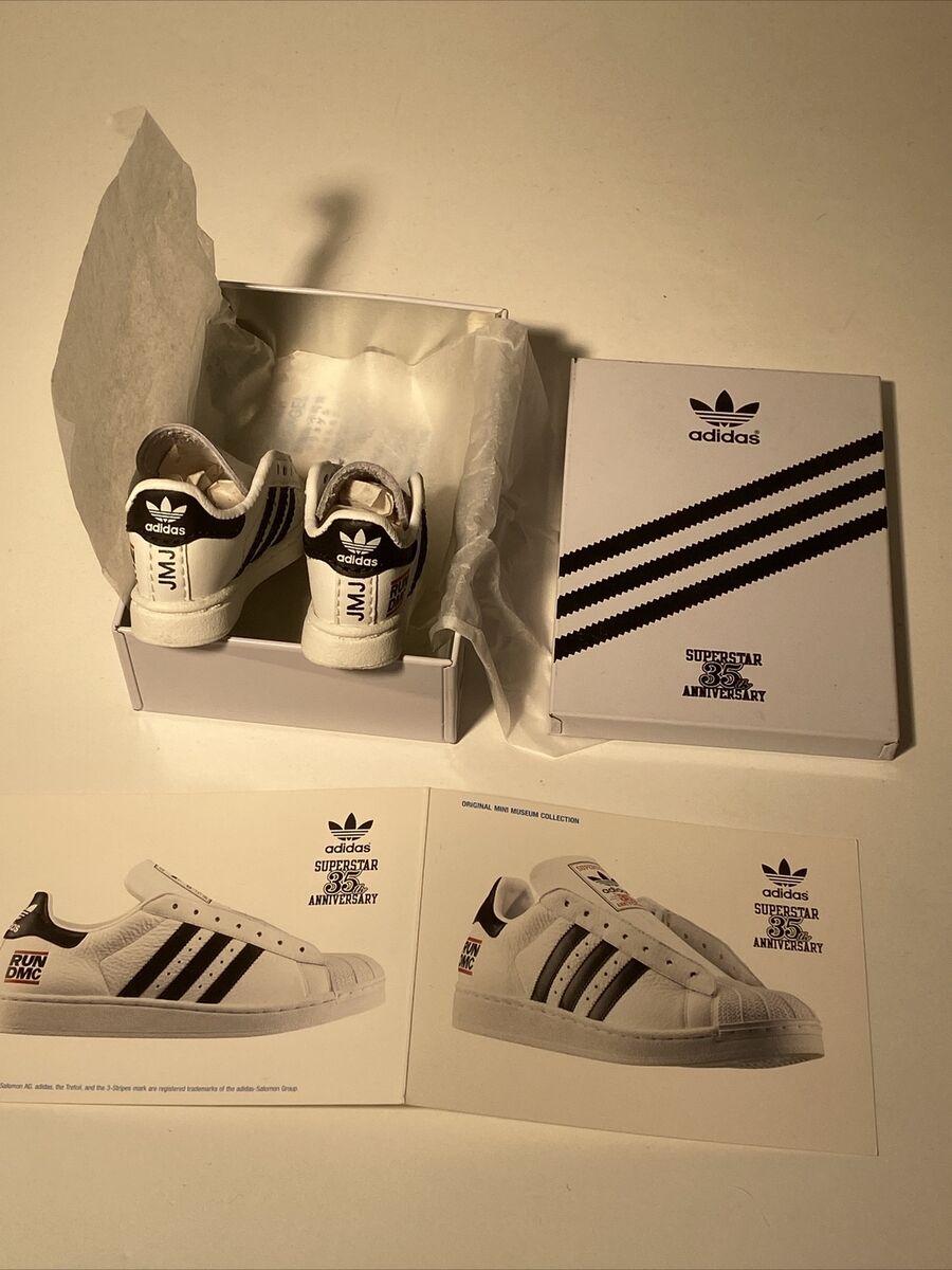 Adidas 35th Anniversary Mini Museum Collection RUN DMC Adidas 35th Anniversary Mini Museum Collection RUN DMC