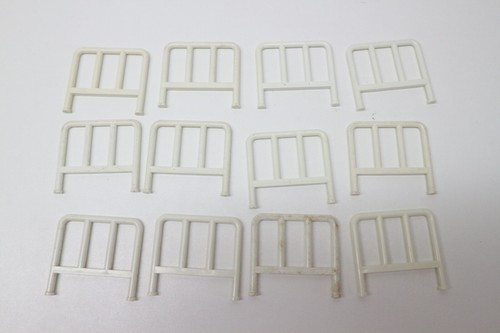 playmobil western letto fine x12 uso ospedale 3057 3485 3812 3729 3244 3242 3420 - Foto 5 di 5