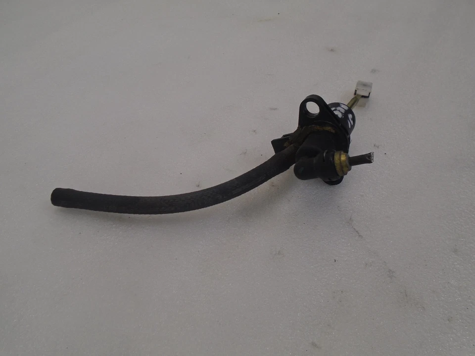 LK805194 1999-2005 VOLKSWAGEN BEETLE 1.8L TURBO MASTER CYLINDER CLUTCH OEM - Image 4 of 4