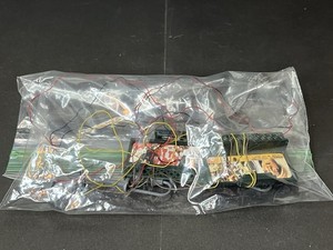 N Scale Pack Of 2 Illuminated Billboards & 4 Illuminated Street Lights (6 Total)