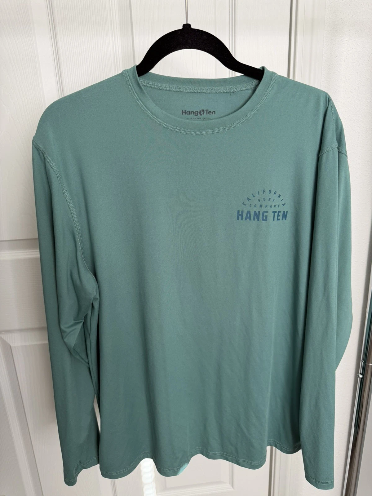 BUNDLE Hang Ten Men's teal and blue Long Sleeve UV Protection Shirt Size M