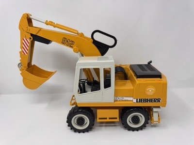 Bruder 912 Liebherr Excavator Power Shovel 02426 Made in Germany