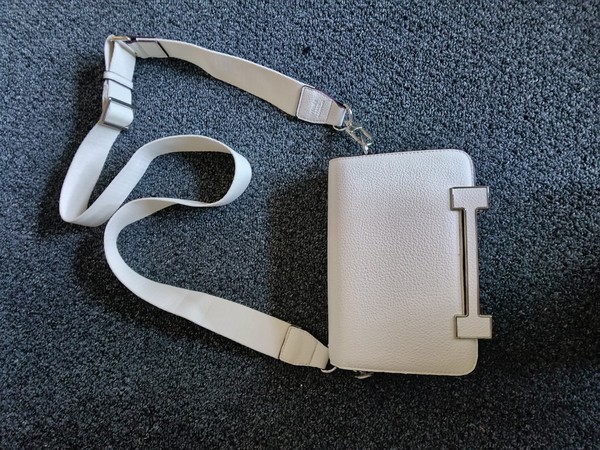 Hermès White Pebbled Leather Crossbody Bag, Detachable Canvas Strap, Magnetic