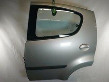 Porte arrière et accessoires Peugeot 107