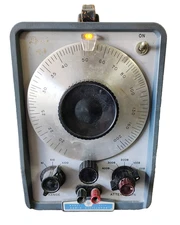 HP Hewlett-Packard 201C Audio Oscillator Powers On Not Fully Tested 20Hz- 20kHz