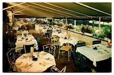 VTG Herb McCarthy's Bowden Square, Southampton, Long Island, NY Postcard