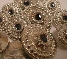 New lots silver metal buttons black center sizes 1 1/8, 7/8 13/16, 5/8 7/16, S36