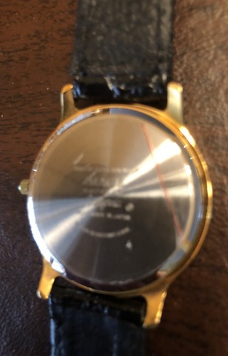 Disney Boardwalk Resort 1st Anniversary gold tone watch - Picture 5 of 6
