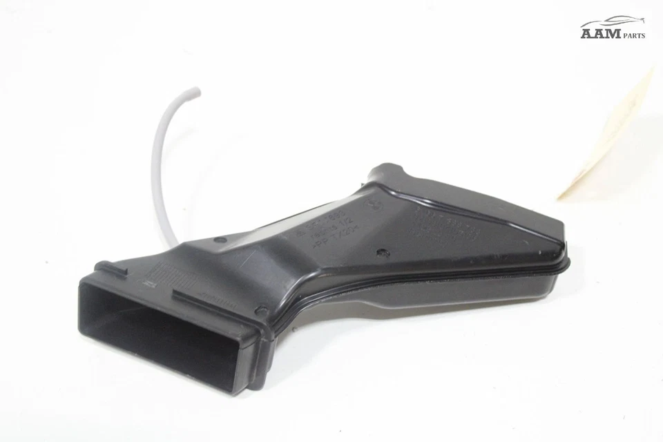 2018-22 BMW M550I XDRIVE G30 WINDSHIELD COWL RIGHT SIDE WATER DRAIN CHANNEL OEM - Image 3 of 4