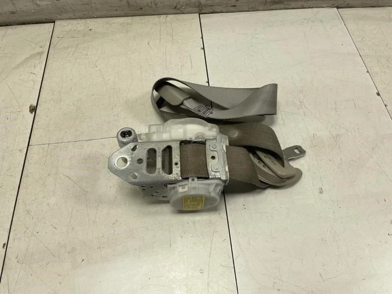 Toyota Camry Le 2008 cinturón de seguridad delantero izquierdo del lado del conductor OEM+ Foto 4 de 4