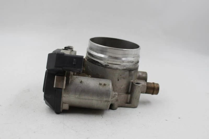 Throttle Body Rdstr sDrive35i 3.0L Twin Turbo Fits 2009-2016 BMW 335I OEM #22514 - Image 4 of 4