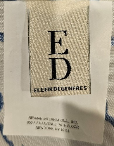 ED Ellen DeGeneres Dog Lover Shower Curtain One size Polyester Great Condition - Picture 4 of 6
