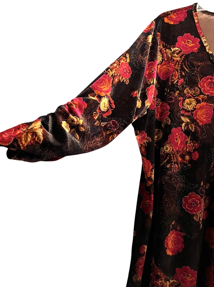 Top de terciopelo Susan Graver talla 2X elástico marrón floral cuello en V túnica manga 3/4 Foto 4 de 4